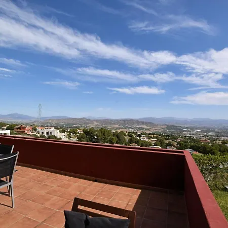Villa Belvilla By Oyo La Perla Escondida Alhaurín de la Torre